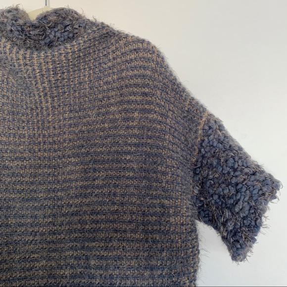 Simply Noelle Poncho - Picture 4 of 9